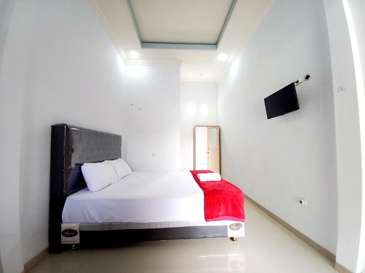 Harmony House Syariah Near Alun Alun Pati Mitra Reddoorz Hotel Exterior photo