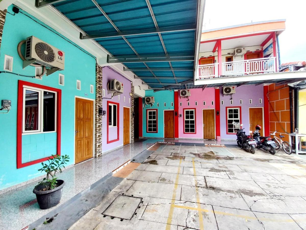 Harmony House Syariah Near Alun Alun Pati Mitra Reddoorz Hotel Exterior photo